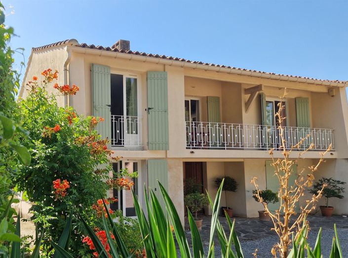 Image No.1-4 Bed House for sale