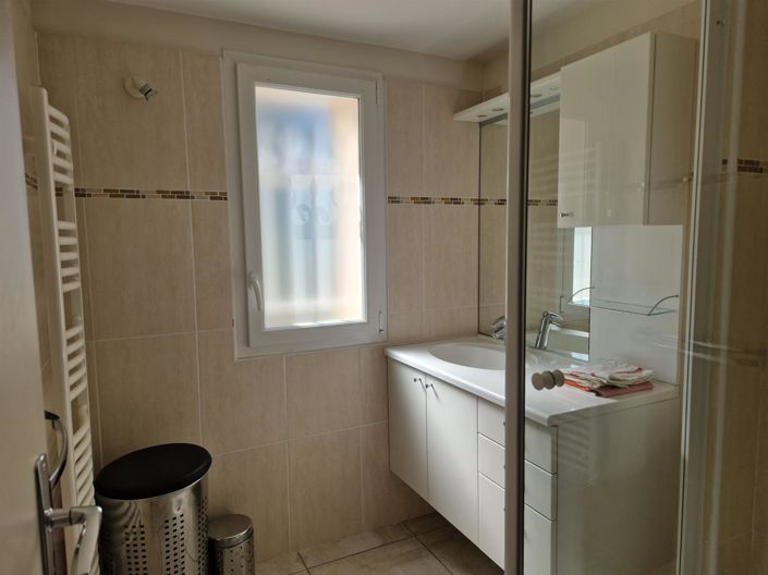 Image No.11-4 Bed House for sale