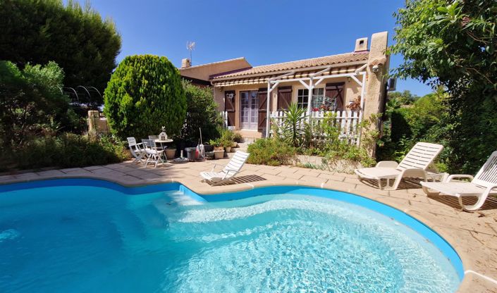 Image No.1-5 Bed House for sale