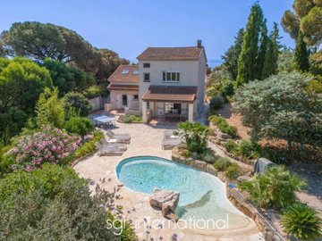 Maison de 4 chambres à vendre à Sainte-Maxime