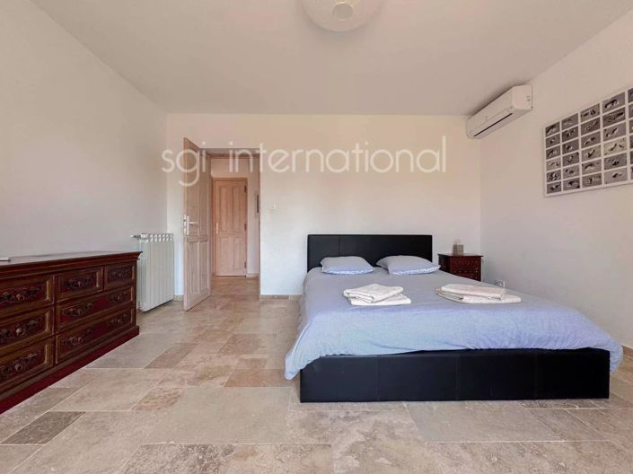 Image No.8-Maison de 4 chambres à vendre à Sainte-Maxime