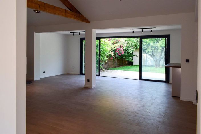 Image No.13-3 Bed House for sale