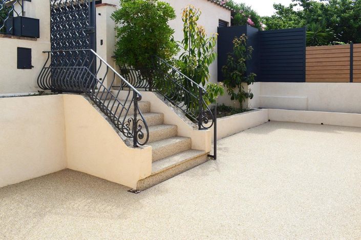 Image No.25-3 Bed House for sale