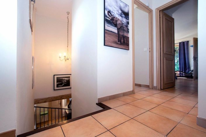 Image No.18-5 Bed House for sale