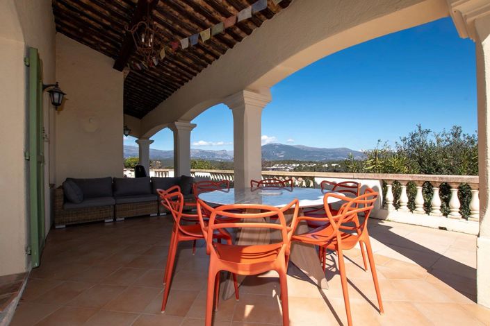 Image No.28-5 Bed House for sale