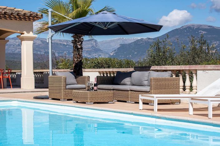 Image No.4-5 Bed House for sale