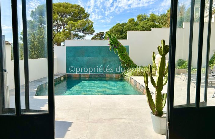 Image No.22-4 Bed House for sale