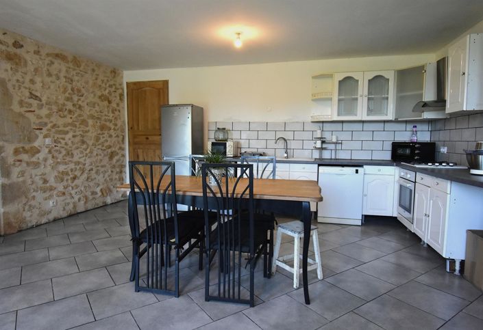 Image No.23-Propriété de 15 chambres à vendre à Trémons