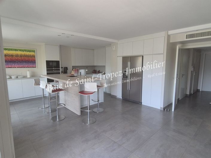 Image No.6-3 Bed Apartment for sale