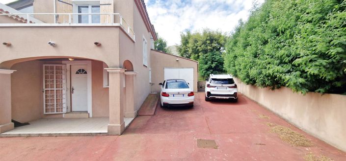 Image No.20-3 Bed House for sale