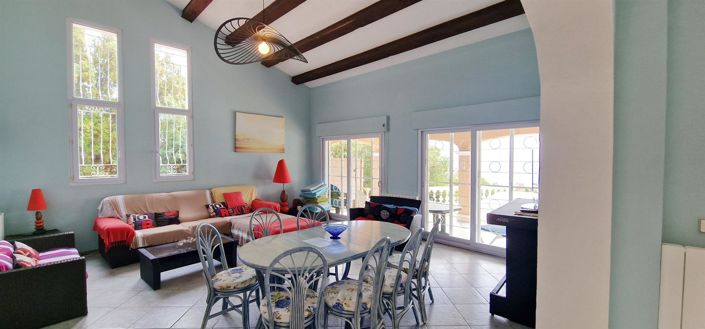 Image No.9-3 Bed House for sale