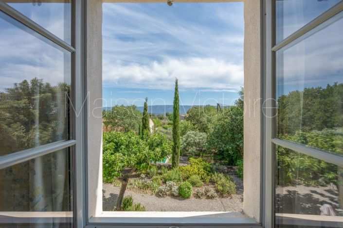 Image No.12-4 Bed House for sale