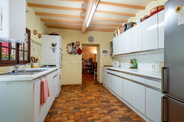 Image No.14-4 Bed House for sale