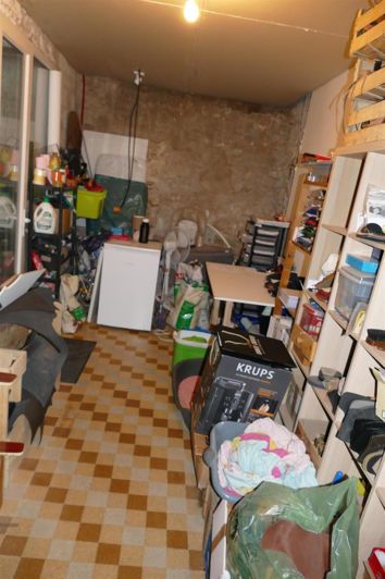 Image No.8-1 Bed House for sale