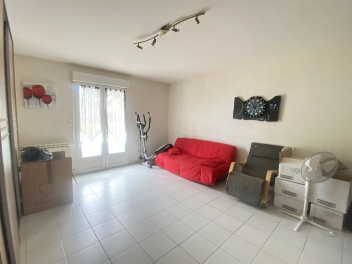 Image No.12-5 Bed House for sale