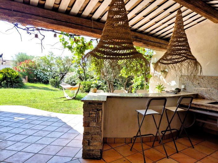 Image No.28-7 Bed House for sale