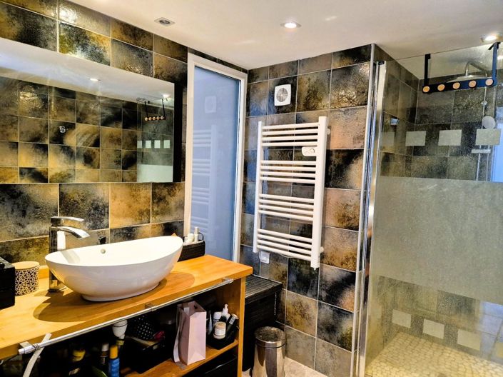 Image No.49-7 Bed House for sale