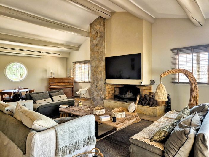 Image No.9-7 Bed House for sale