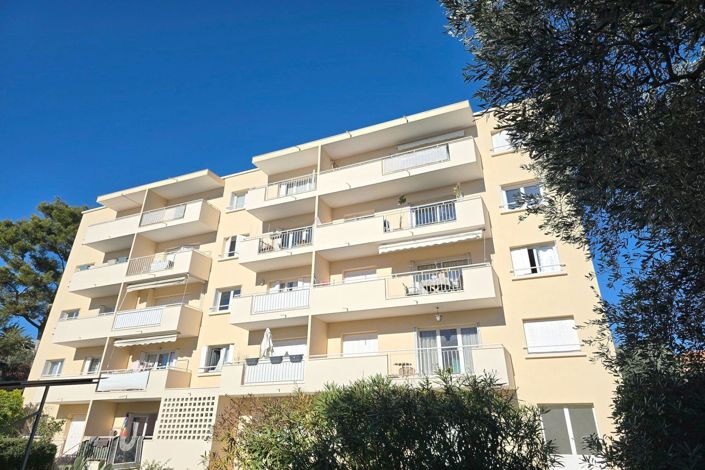 Image No.1-2 Bed Apartment for sale