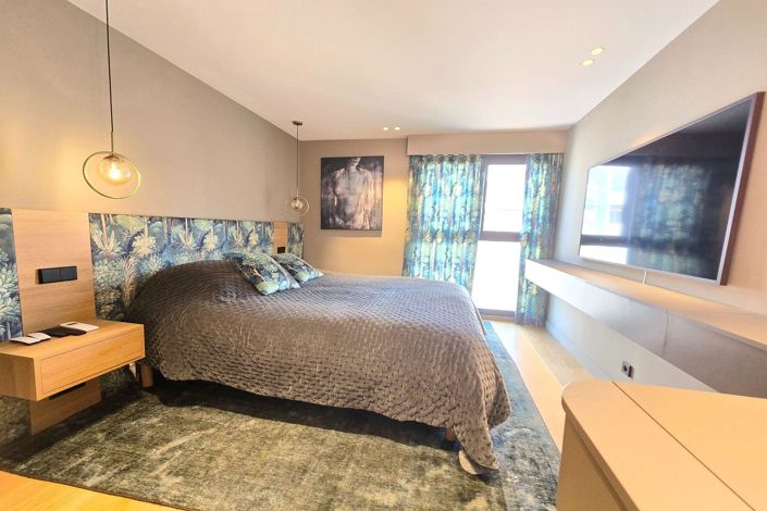 Image No.13-2 Bed Apartment for sale