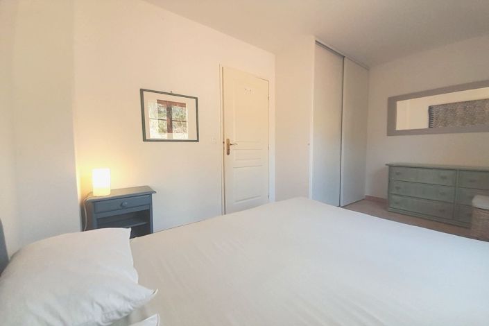 Image No.17-2 Bed Apartment for sale