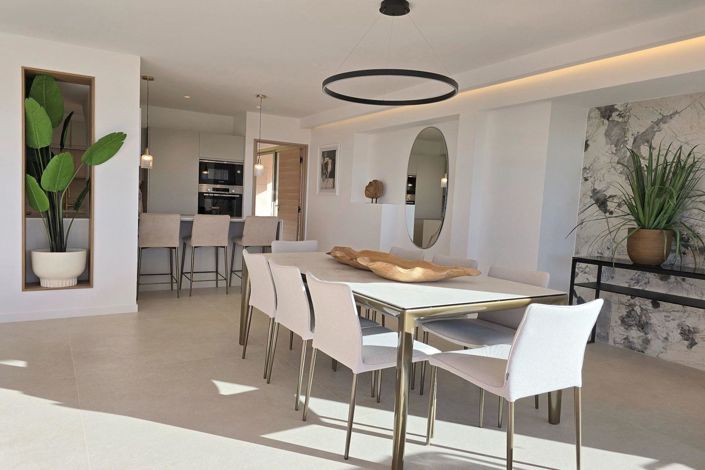 Image No.13-4 Bed Apartment for sale