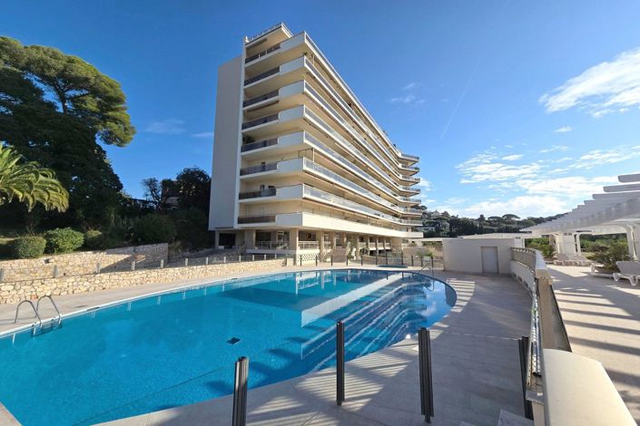 Image No.1-3 Bed Apartment for sale