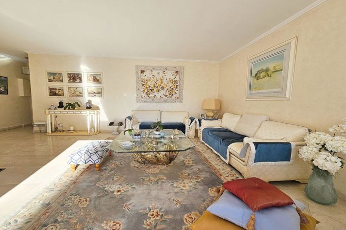 Image No.3-Appartement de 3 chambres à vendre à Cannes