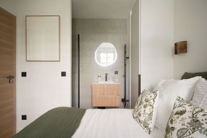 Image No.12-2 Bed Apartment for sale