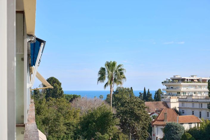 Image No.2-Appartement de 2 chambres à vendre à Cannes