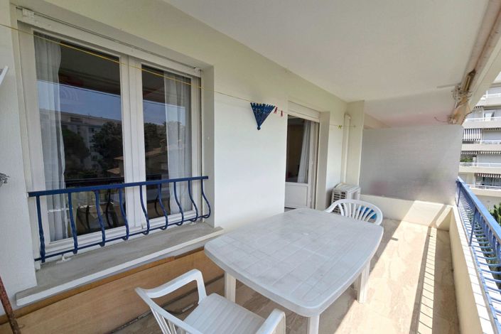 Image No.3-Appartement de 1 chambre à vendre à Cannes