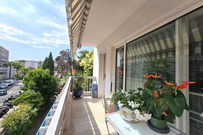 Image No.1-3 Bed Apartment for sale