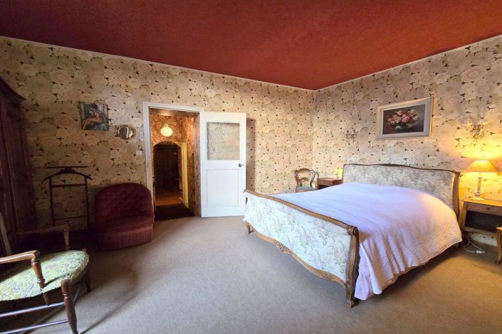 Image No.11-3 Bed Apartment for sale