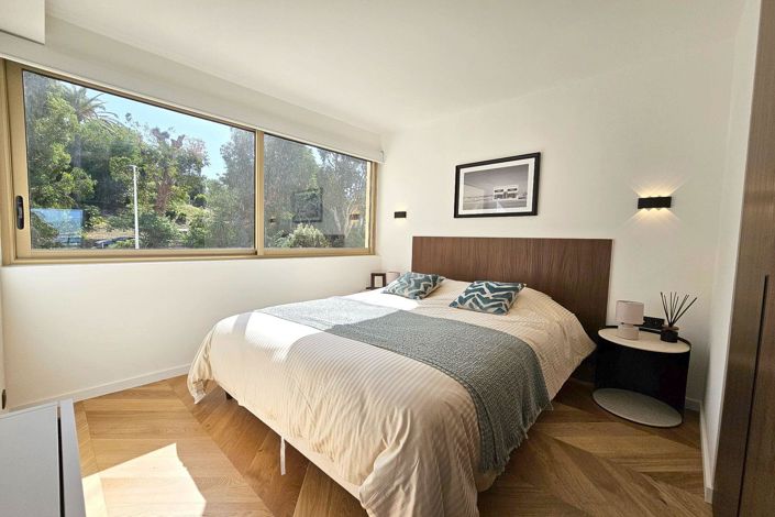 Image No.11-3 Bed Apartment for sale