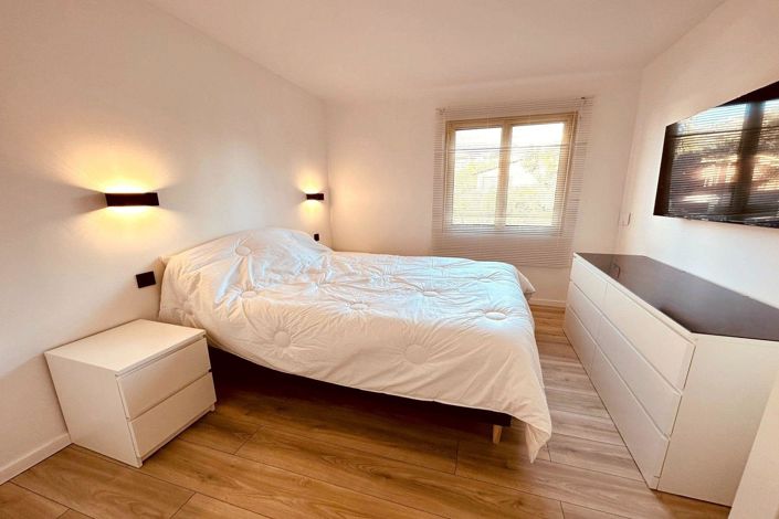 Image No.13-2 Bed Apartment for sale