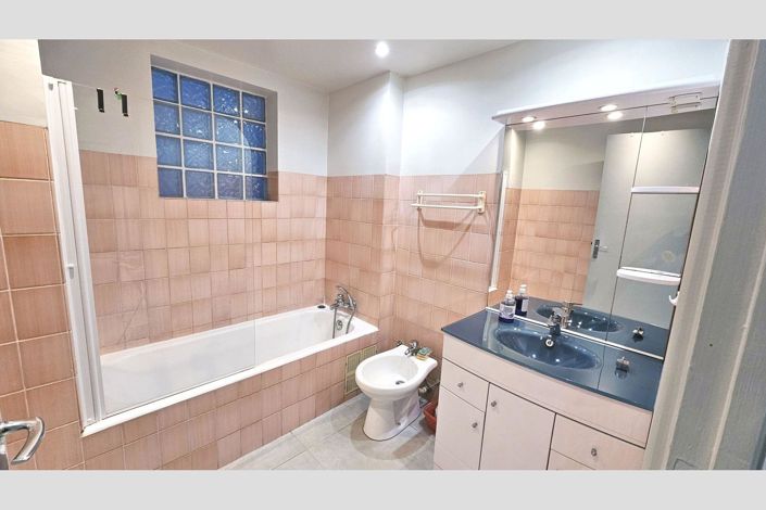 Image No.9-1 Bed Apartment for sale