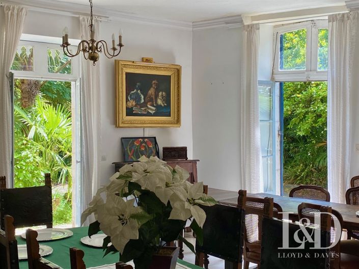 Image No.11-10 Bed House for sale