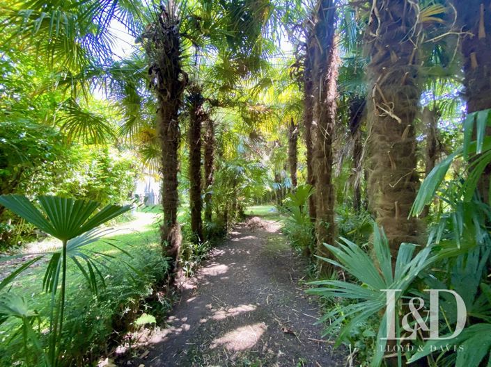 Image No.2-10 Bed House for sale