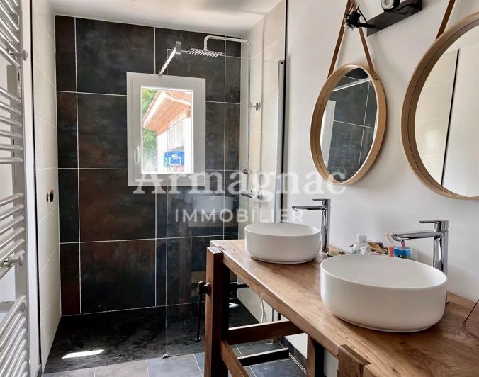 Image No.13-3 Bed House for sale