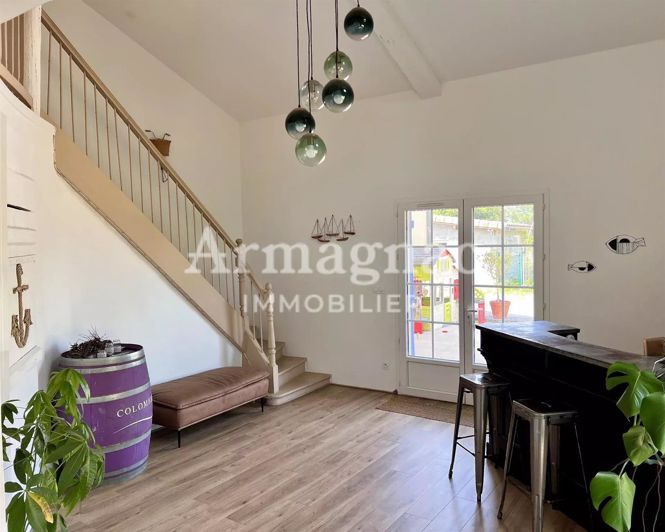 Image No.5-3 Bed House for sale