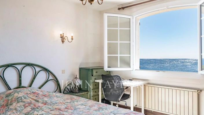 Image No.5-5 Bed House for sale