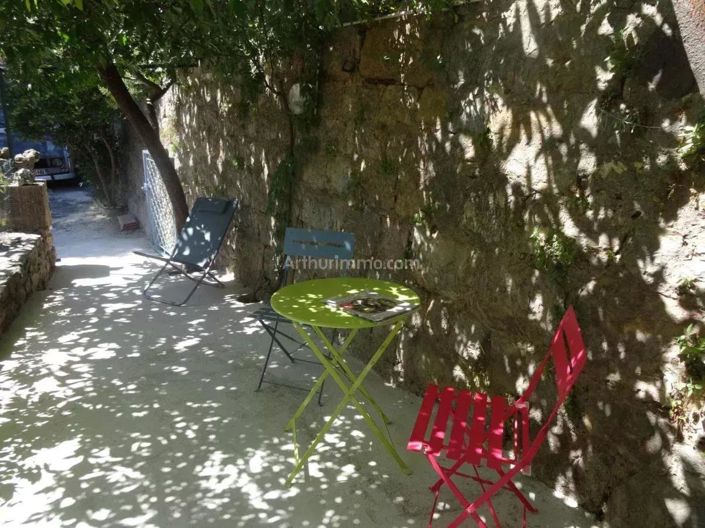 Image No.2-4 Bed House for sale