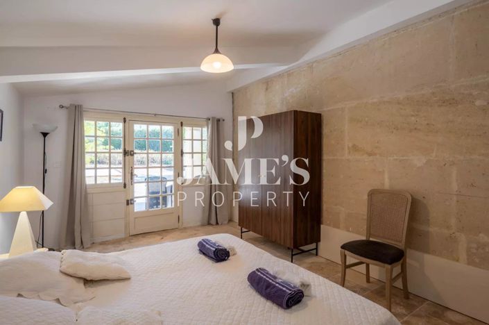 Image No.8-4 Bed House for sale