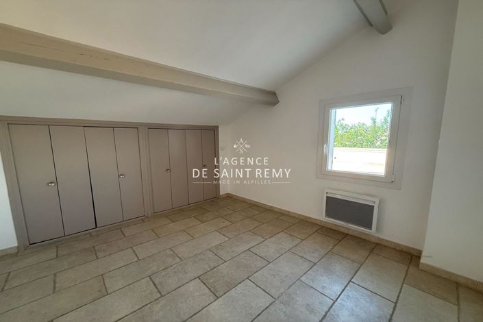 Image No.15-3 Bed House for sale