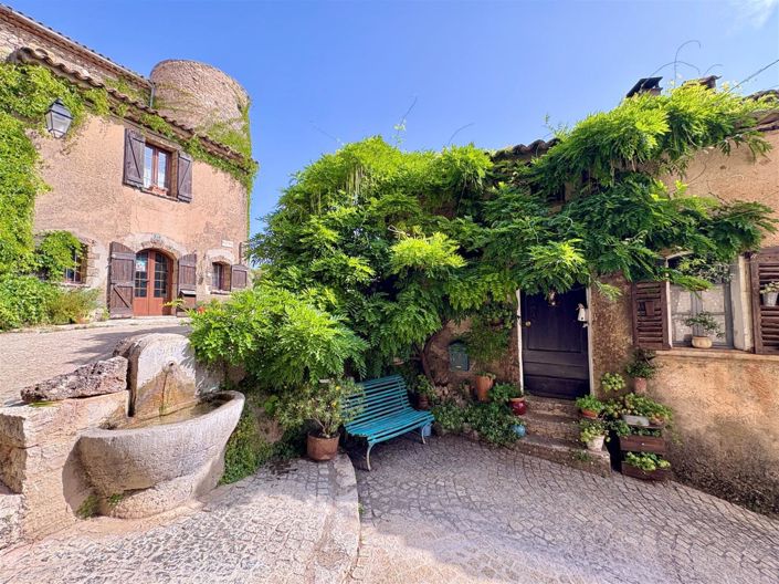 Image No.1-3 Bed House for sale