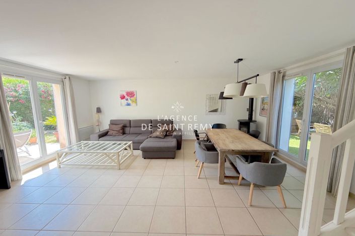 Image No.2-3 Bed House for sale