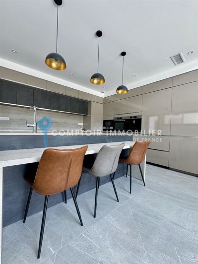 Image No.14-4 Bed House for sale