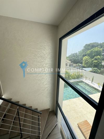 Image No.9-4 Bed House for sale