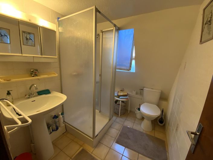 Image No.19-3 Bed House for sale