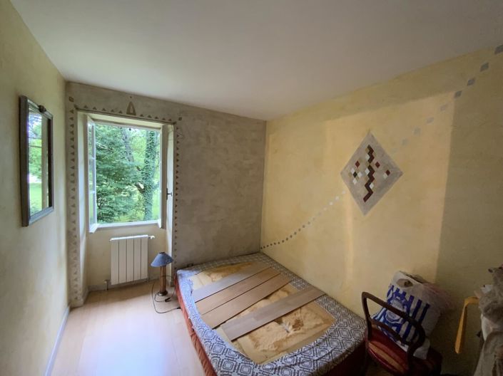 Image No.20-4 Bed House for sale